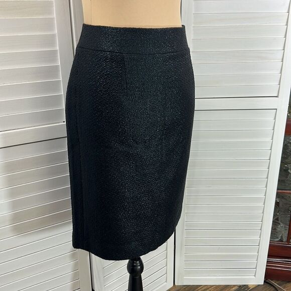 Banana Republic Black Skirt Size 10 Textured NWT - Picture 4 of 9